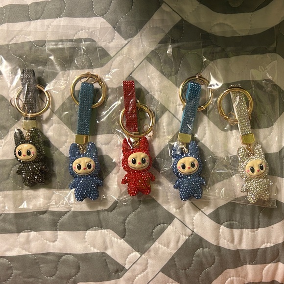 Labubu Sparkle Beaded Keychain Set - Picture 5 of 5
